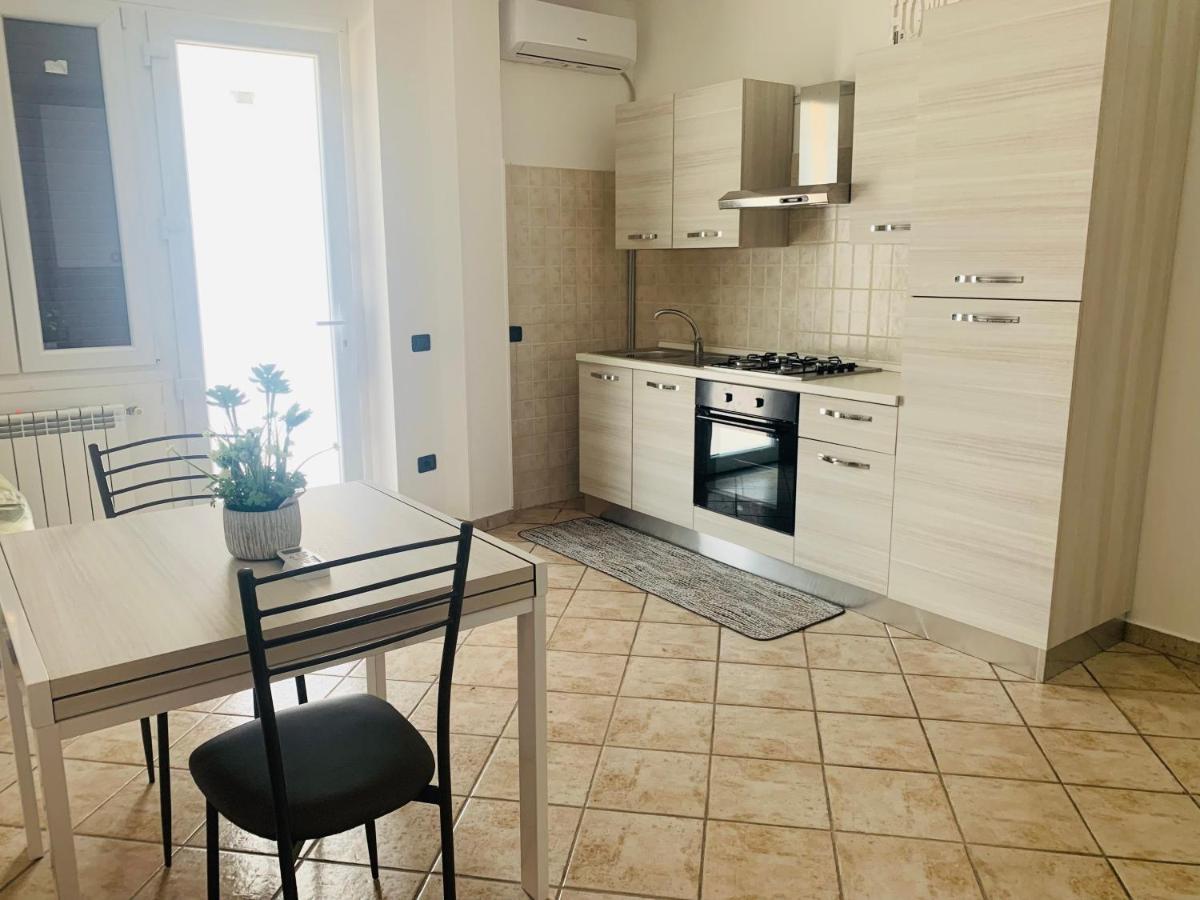 Il Cortiletto Apartment Сома Ломбардо Екстериор снимка